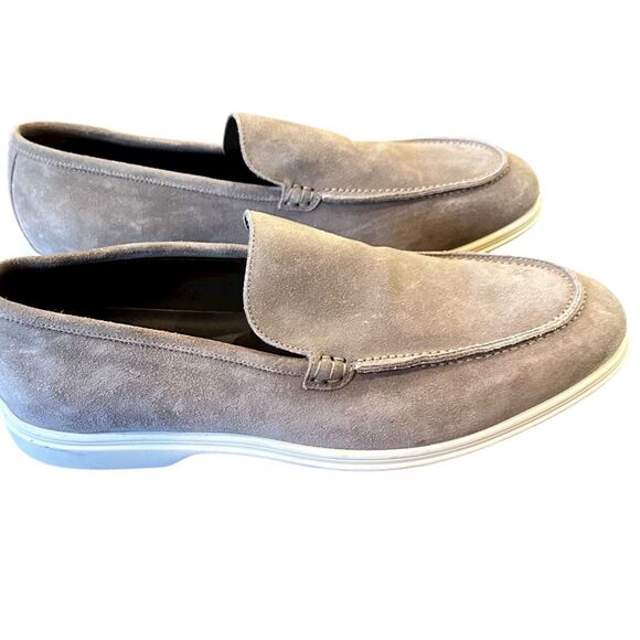 To Boot Hathaway Taupe Suede Slip On in Grey Suede NWOB Size 9 - Picture 5 of 9